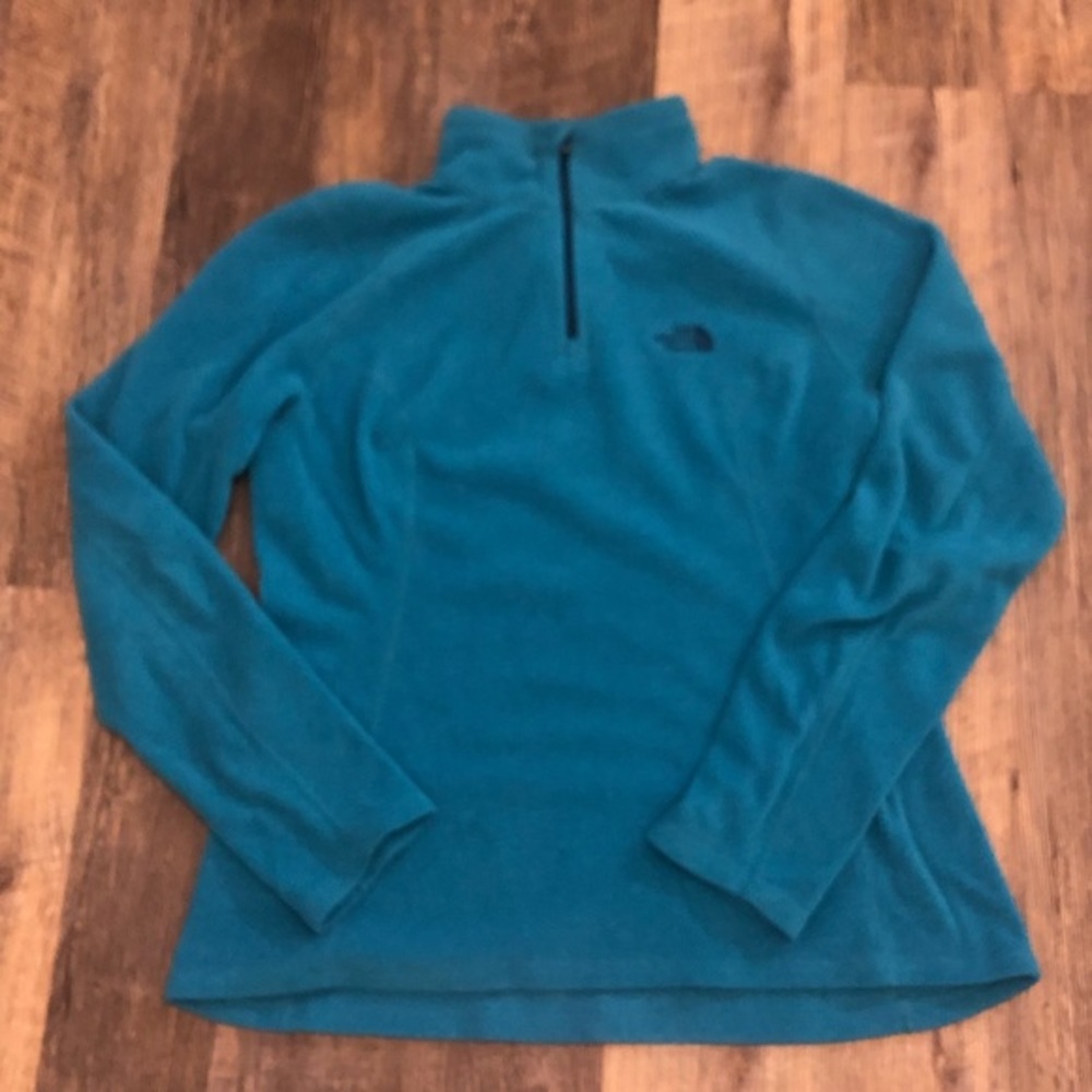 The North Face Women’s Fleece Polartec Pullover.  EUC Turquoise